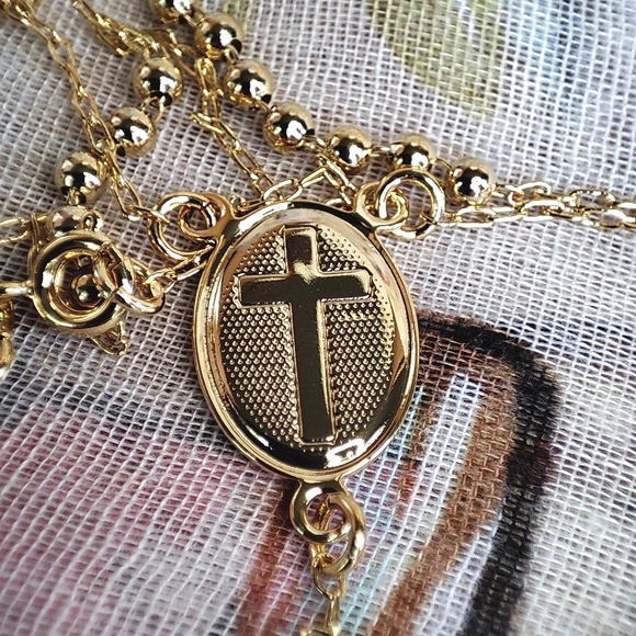 NEW Prayer Rosary Gold Tone Beads Sacred Heart of Jesus Religious Catholic - Picture 8 of 9